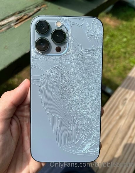 bubblebuttttj nude model picture