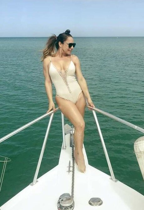 Lis Vega model nice pic