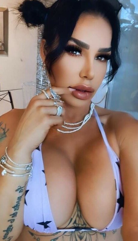 Lis Vega pornstar nude pictures