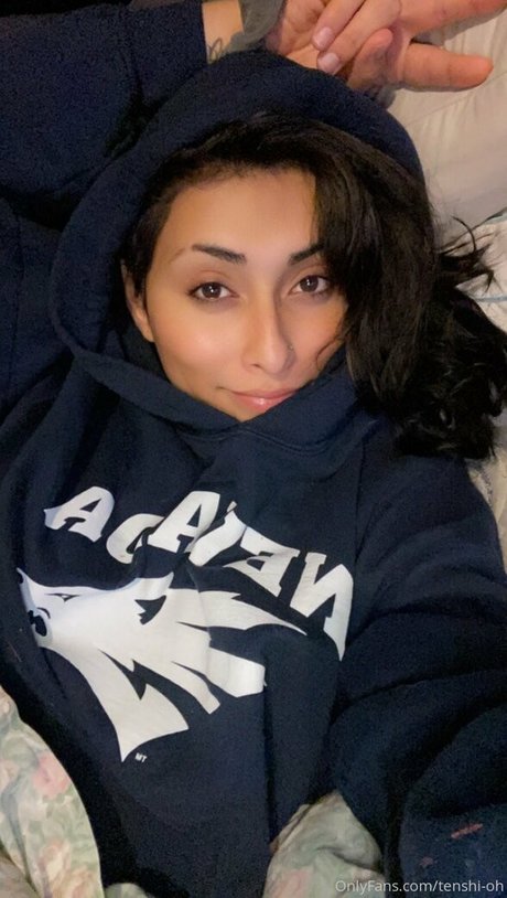 teen lesbian onlyfans free naked photo