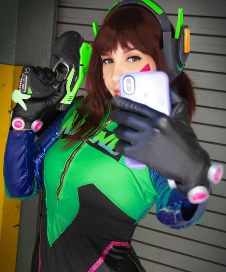 Lara Lunardi nice pornstar gallery