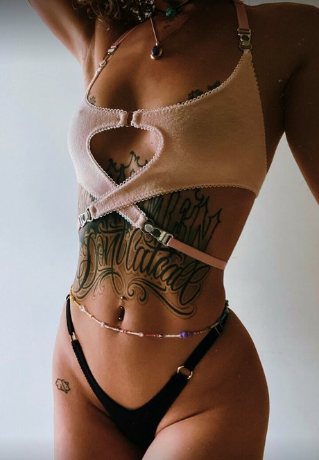 FoxyBebe420 Quick photo