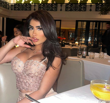 cameltoe onlyfans nice image