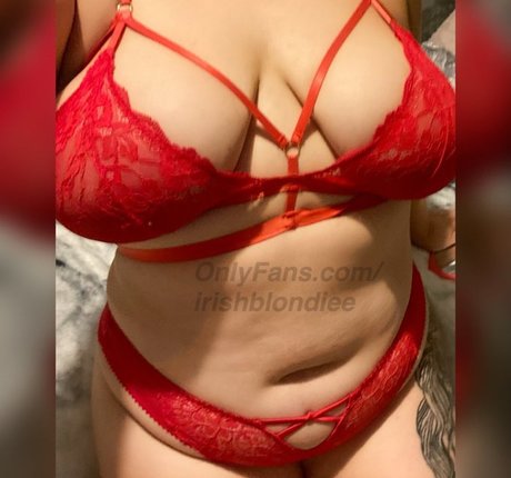 Irishblondiee pornstar hd picture