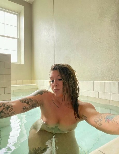 Makeyousayoh pornstar top image