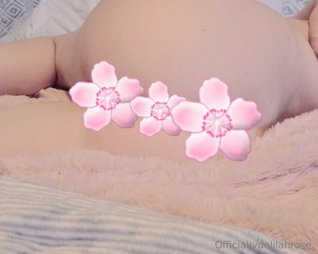 officiallydelilahrose pretty actress photo