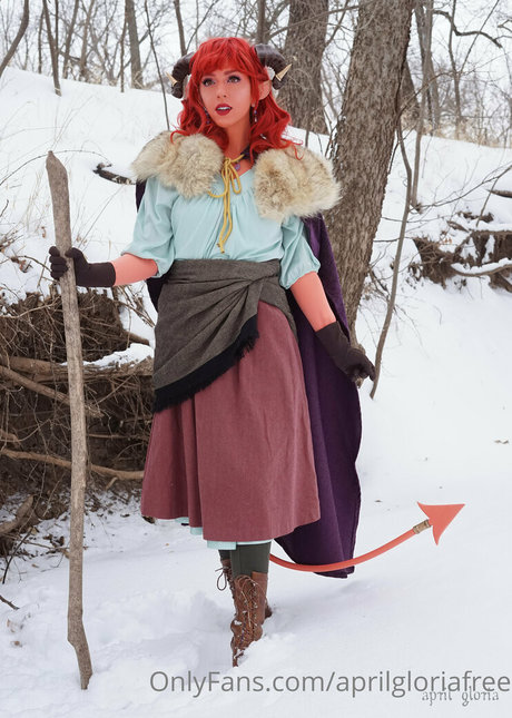 aprilgloriabackup nude model picture