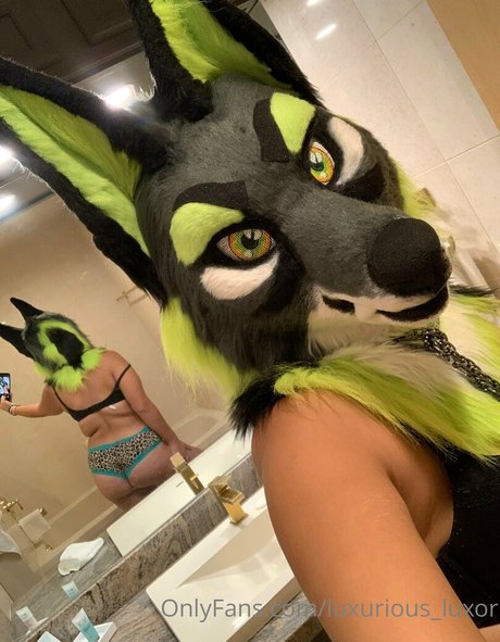 luxurious luxor naked model images