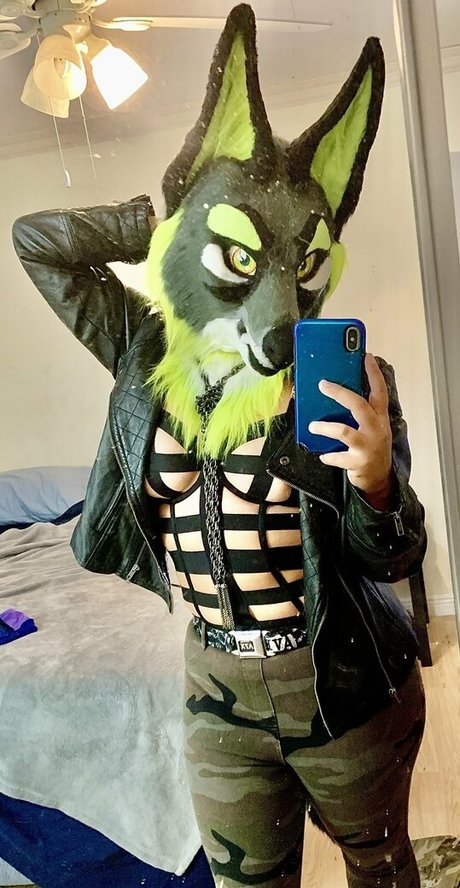 luxurious luxor pretty actress photo