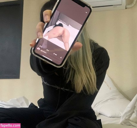 dexnxgx92 hot model photos