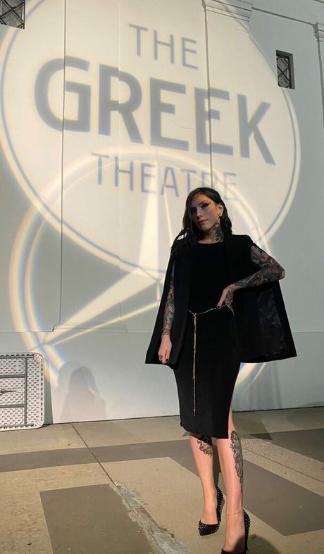 Pterodactylsftw porn model image