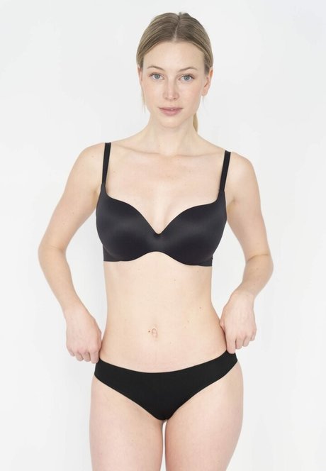 model onlyfans top archive