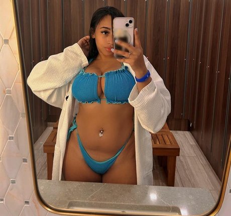 cristina celii model adult img