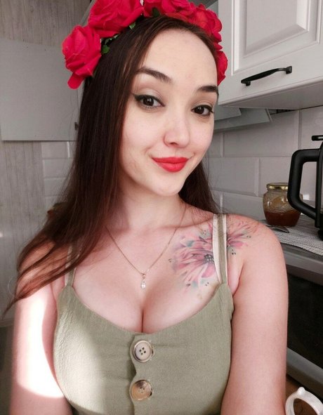 Cherry Nu model pornographic photo