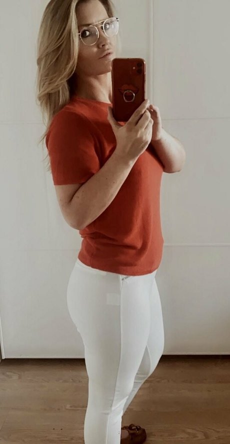 mature asian onlyfans pornographic gallery