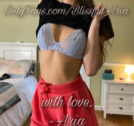 clothed onlyfans free nude gallery