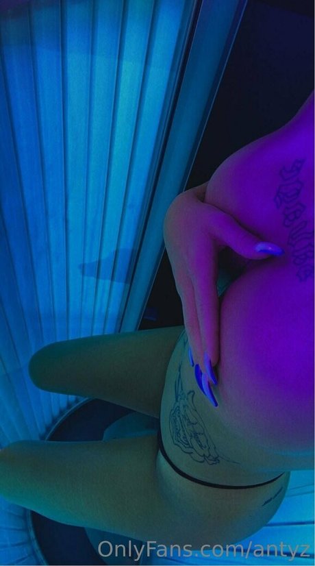 antyz model nice photo