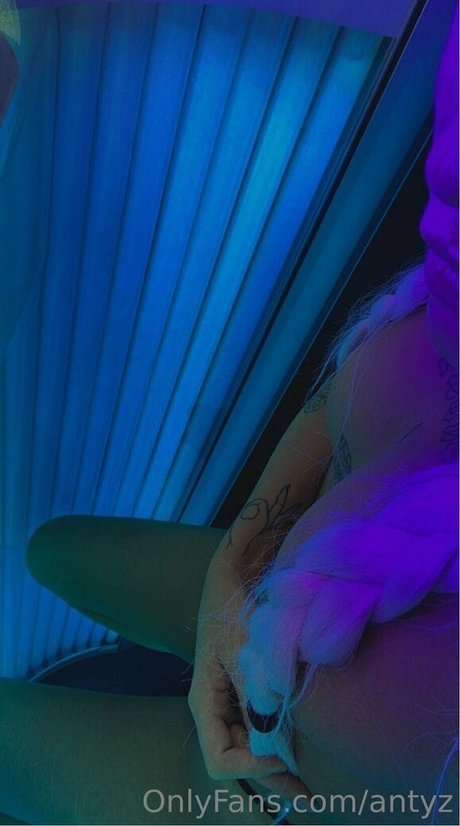 antyz star beautiful pics