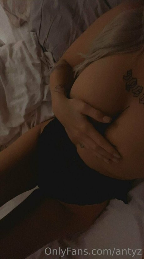 antyz erotic star pics