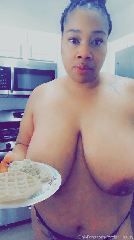 foreign luxury star naked pics