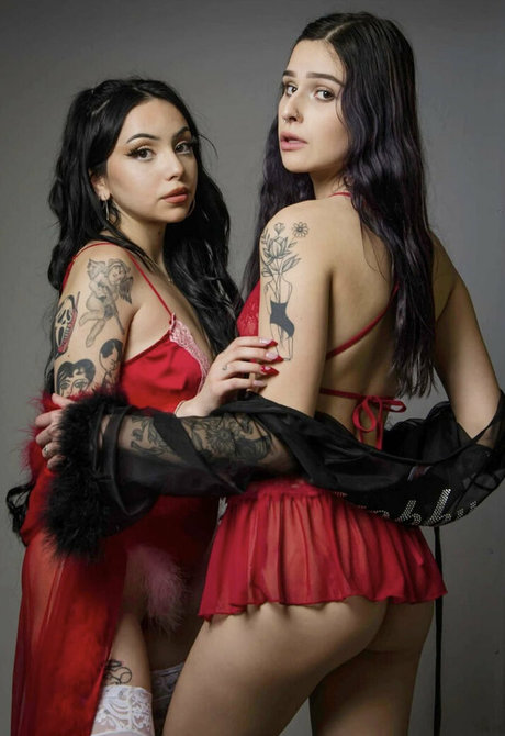 babe brunette onlyfans nude pic