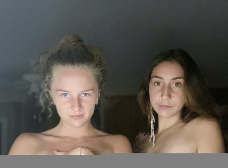 nofaceness pornographic model picture