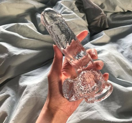 meowkott model perfect photos