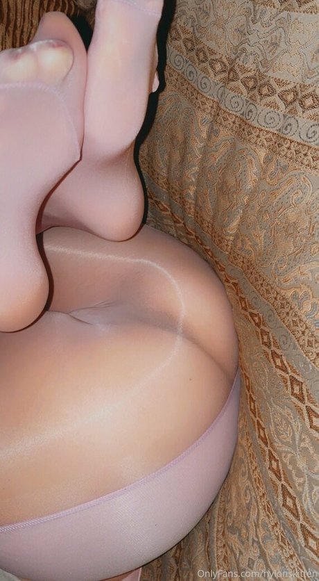 nylonskitten top star image