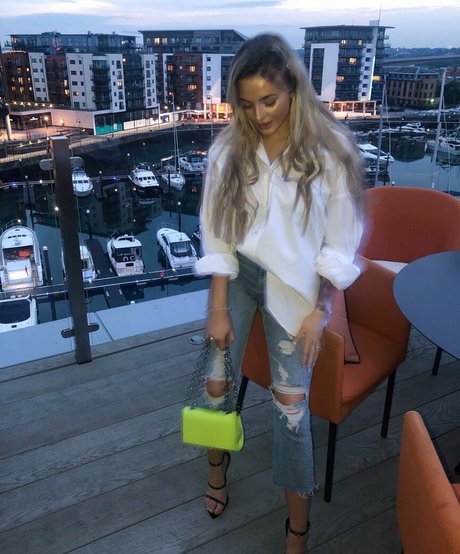 milf pantyhose onlyfans exclusive image