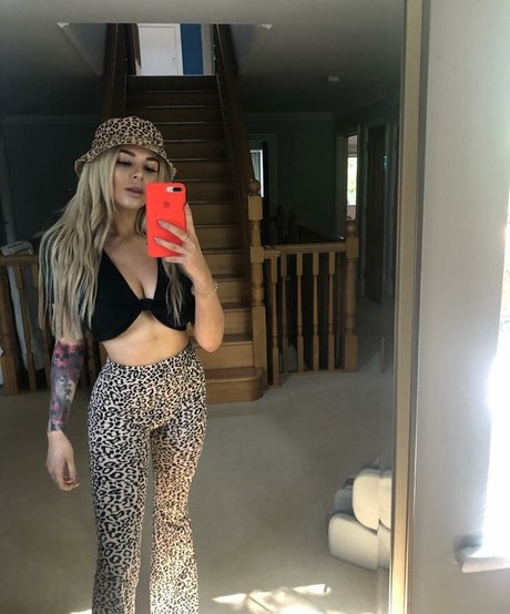 Andelika hd pornstar picture