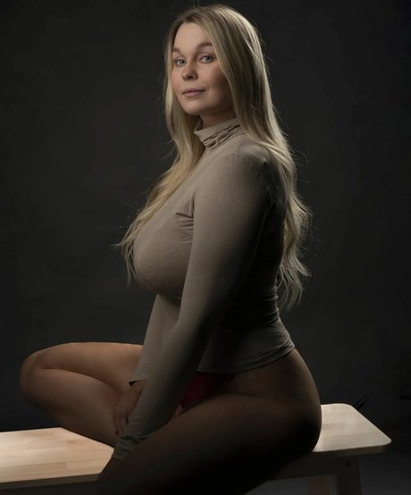 Johannas pornstar exclusive image