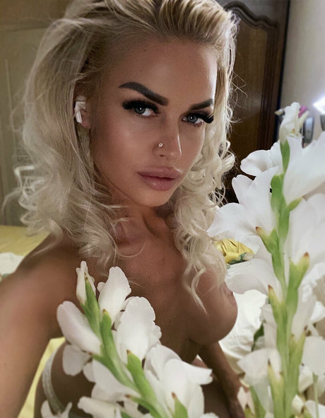 fit miley nude star pics