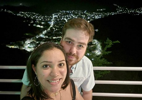 collegecoupleph sexy actress pictures