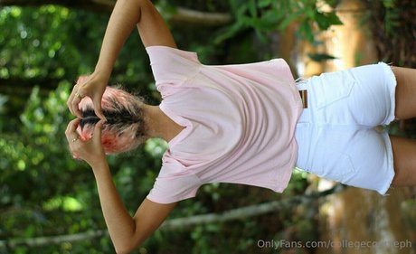 collegecoupleph model adult pic