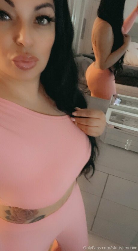 sluttyjennaxo Quick photo