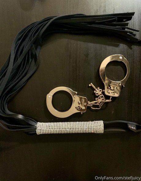 shaved onlyfans free naked photo