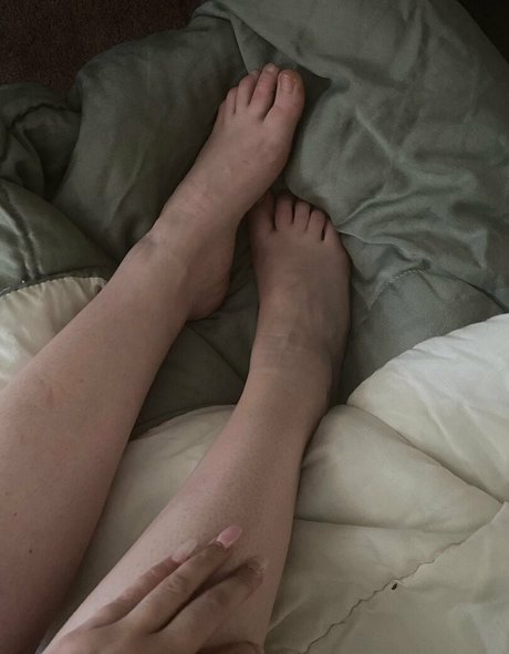 enviousv adult actress pictures