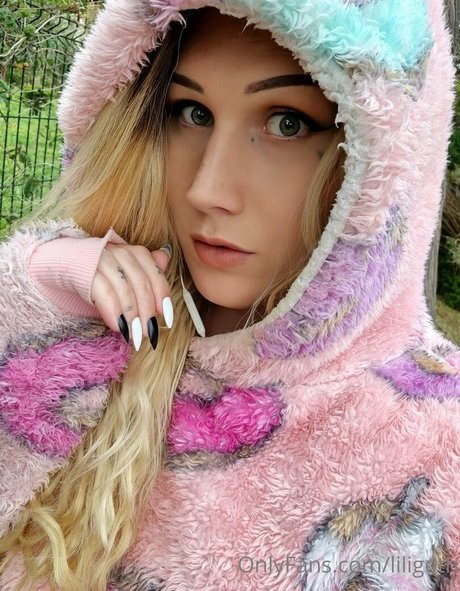 liligoth model sexy gallery