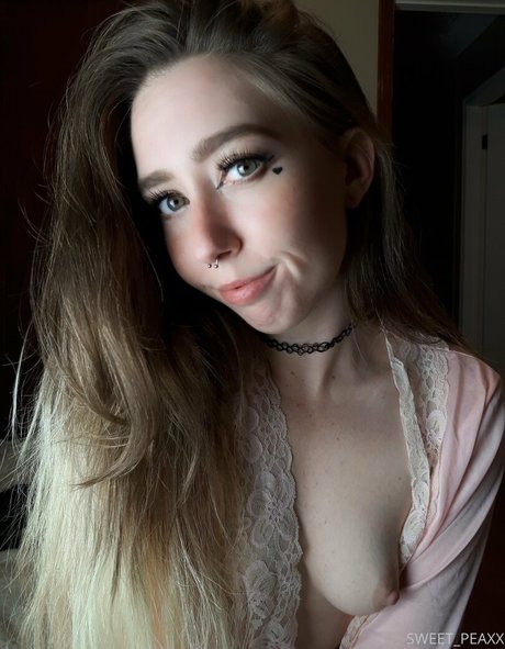 sweet peaxx adult star picture