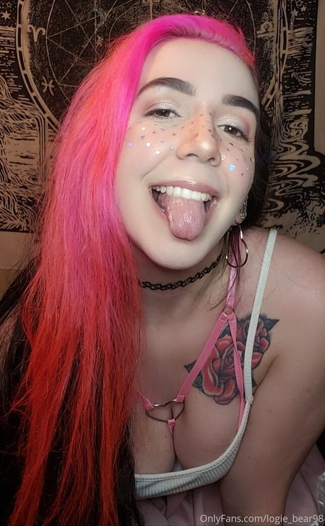 logie bear98 model erotic pic