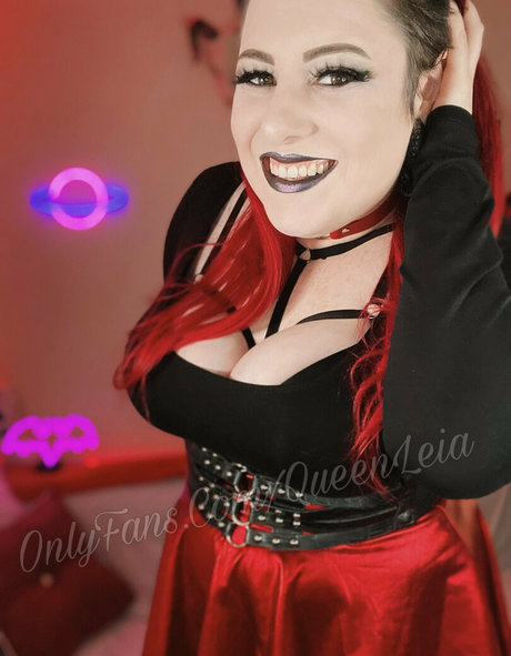 queenleiafree model xxx galleries