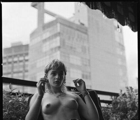 blonde babe onlyfans free naked archive