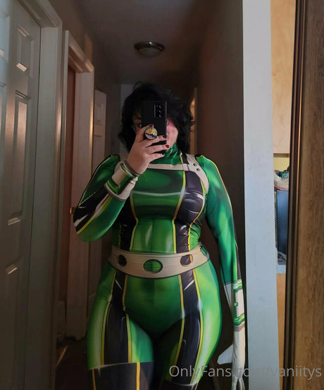 vaniitys model photos