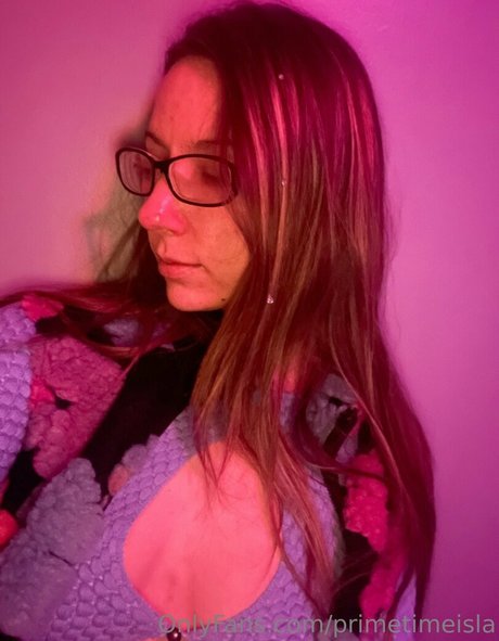 primetimeisla model pretty img