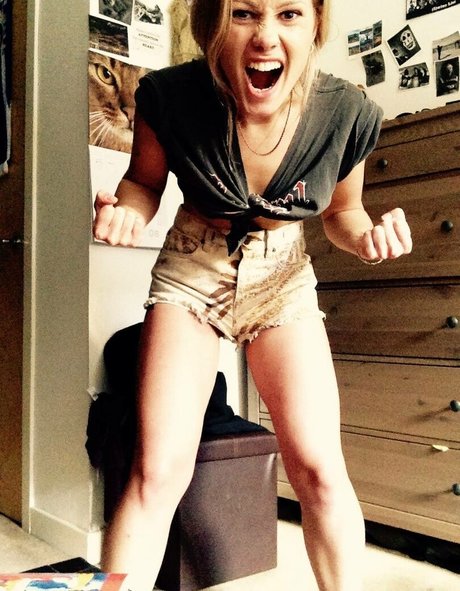 Sandra Gentvainyte model high quality images