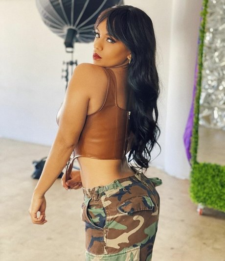 Melyssa Ford star hot pics