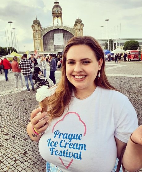 cougars onlyfans nice photos