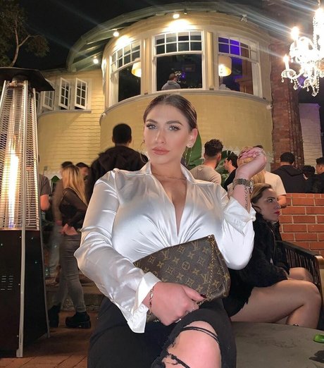 Nikki Kay model hot pics