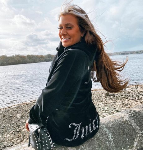 Beth G hd star picture