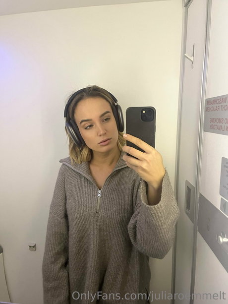 Julia Roemmelt xxx pornstar pictures